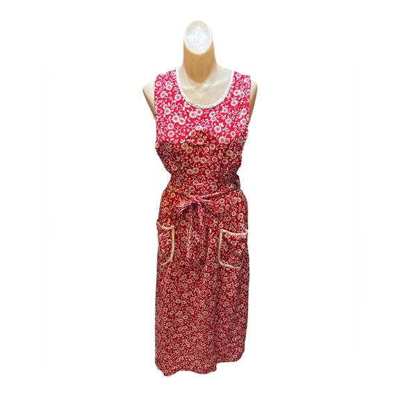 Vintage 1960s Red White Floral Design House Pinafore Apron Wrap Hostess Dress M